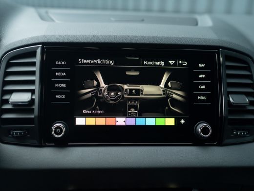 Skoda Karoq 1.5 TSI ACT Sportline Business | Elk. A-klep | Camera | Lane Assist | Stoel & Stuur verw. | Prijs... ActivLease financial lease