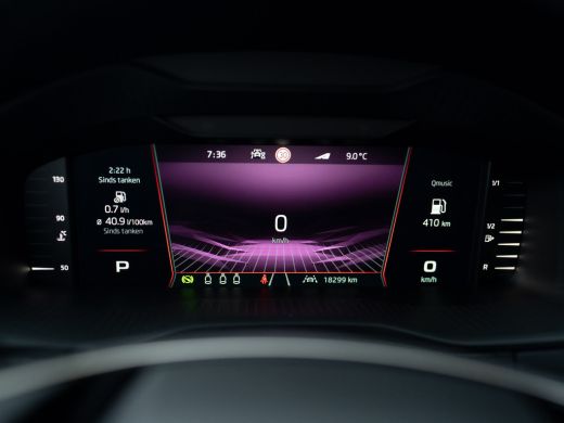 Skoda Karoq 1.5 TSI ACT Sportline Business | Elk. A-klep | Camera | Lane Assist | Stoel & Stuur verw. | Prijs... ActivLease financial lease