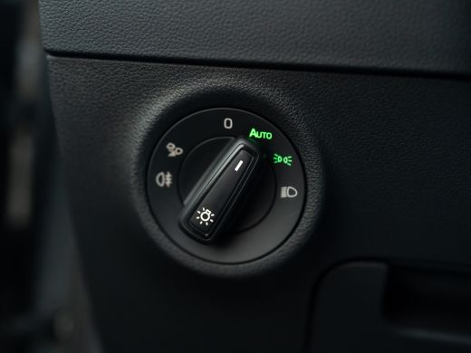 Skoda Karoq 1.5 TSI ACT Sportline Business | Elk. A-klep | Camera | Lane Assist | Stoel & Stuur verw. | Prijs... ActivLease financial lease