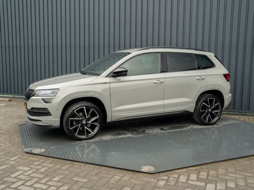 Skoda Karoq 1.5 TSI ACT Sportline Business | Trekhaak wegkl. | Prijs Rijklaar!! ActivLease financial lease