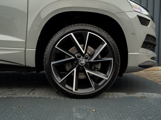 Skoda Karoq 1.5 TSI ACT Sportline Business | Trekhaak wegkl. | Prijs Rijklaar!! ActivLease financial lease