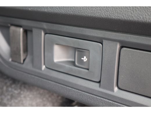 Skoda Octavia Combi Business Edition | Achteruitrijcamera | Chromen grille | Cruise control met speedlimiter ActivLease financial lease