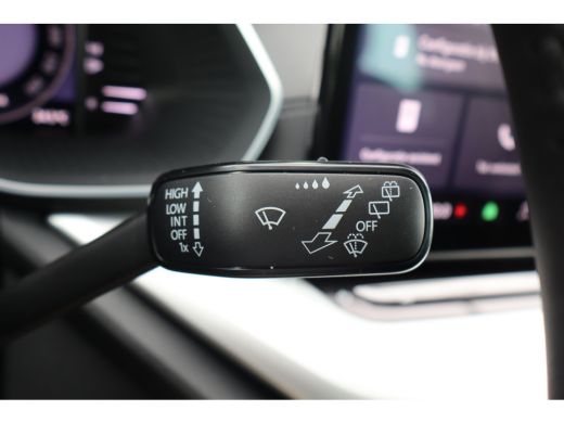 Skoda Octavia Combi Business Edition | Achteruitrijcamera | Chromen grille | Cruise control met speedlimiter ActivLease financial lease