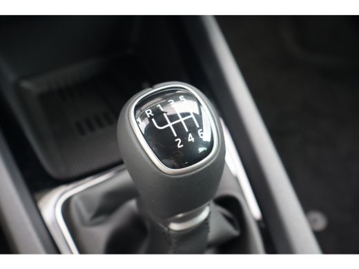 Skoda Octavia Combi Business Edition | Achteruitrijcamera | Chromen grille | Cruise control met speedlimiter ActivLease financial lease