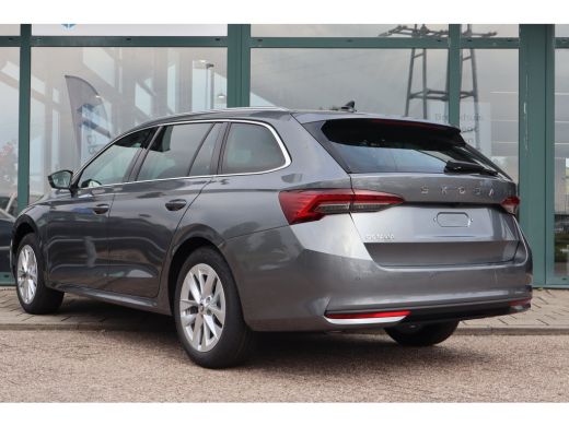 Skoda Octavia Combi Business Edition | Achteruitrijcamera | Chromen grille | Cruise control met speedlimiter ActivLease financial lease