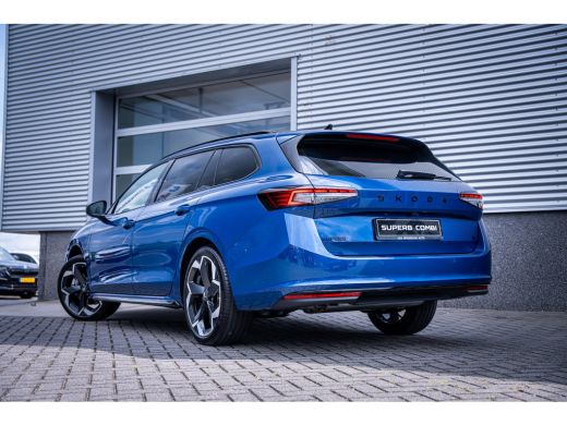 Skoda Superb Combi Sportline Business | Achteruitrijcamera | Climatronic, elektronische airconditioning met 3 ... ActivLease financial lease
