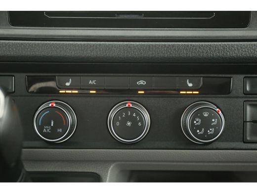 Volkswagen Crafter 2.0 TDI 177PK L4H3 | Aut. | 3000kg Trekgew. | Airco | Cruise | Camera | 3 Zits | Carplay | Stoelv... ActivLease financial lease