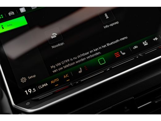 Volkswagen Golf 1.5 eHybrid Style Edition | Panoramadak | Camera | Stoelverwarming/Massage | Dodehoek | ActivLease financial lease