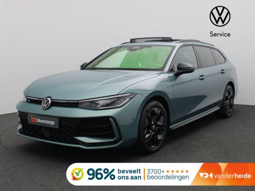 Volkswagen Passat Variant 1.5 eHybrid R-Line Edition 272PK DSG SOH 100%, Pano-Schuifdak, Trekhaak, Black Style, Key...