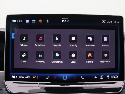 Volkswagen Passat Variant 1.5 eHybrid R-Line Edition 272PK DSG SOH 100%, Pano-Schuifdak, Trekhaak, Black Style, Key... ActivLease financial lease