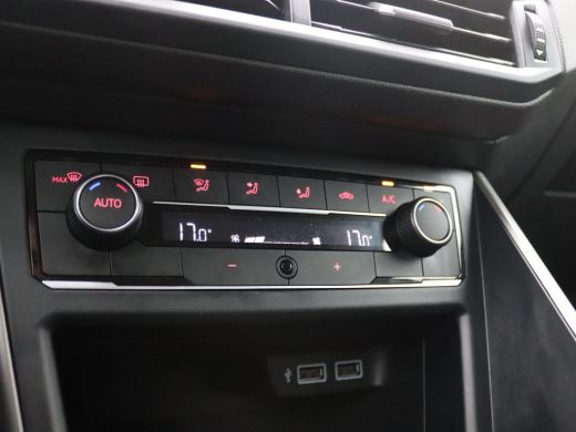 Volkswagen Polo 1.0 TSI Comfortline Business 95PK Navi, Clima, Cruise Controle, 15" LM Velgen, Parkeersensoren vo... ActivLease financial lease