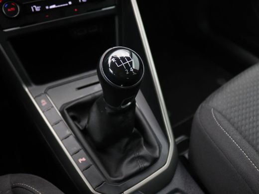 Volkswagen Polo 1.0 TSI Comfortline Business 95PK Navi, Clima, Cruise Controle, 15" LM Velgen, Parkeersensoren vo... ActivLease financial lease