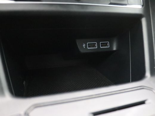 Volkswagen Polo 1.0 TSI Comfortline Business 95PK Navi, Clima, Cruise Controle, 15" LM Velgen, Parkeersensoren vo... ActivLease financial lease