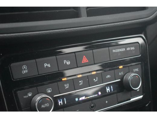 Volkswagen T-Cross 1.0 TSI 95PK Style DSG | CAMERA | ADAPT. CRUISE | LEDER | FULL LED | DAB+ ActivLease financial lease