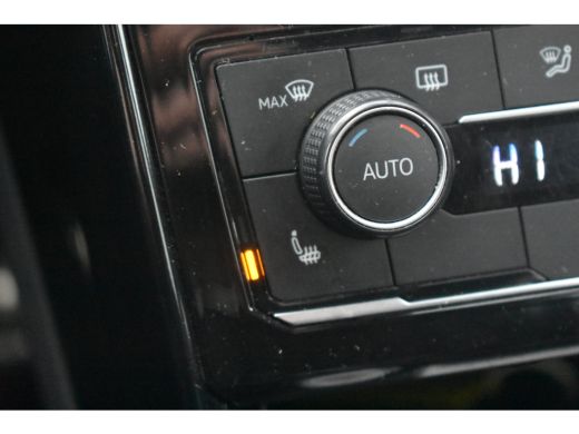 Volkswagen T-Cross 1.0 TSI 95PK Style DSG | CAMERA | ADAPT. CRUISE | LEDER | FULL LED | DAB+ ActivLease financial lease