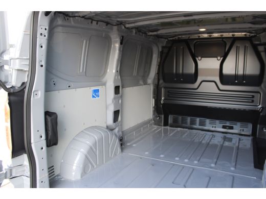 Volkswagen Transporter 2.0 TDI L1 Life | 150 pk | BPM VRIJ | Apple Carplay | Full LED | Bijrijdersbank | Achteruitrij Ca... ActivLease financial lease