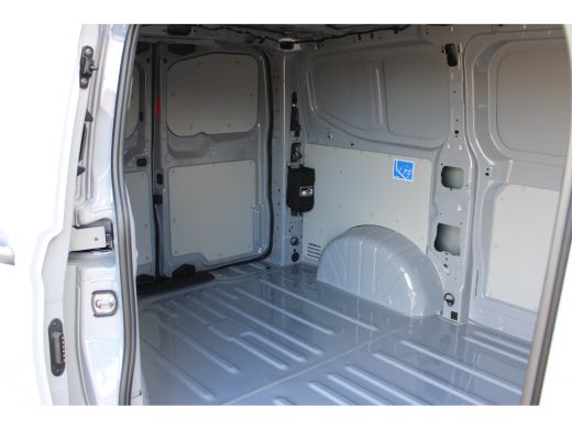 Volkswagen Transporter 2.0 TDI L1 Life | 150 pk | BPM VRIJ | Apple Carplay | Full LED | Bijrijdersbank | Achteruitrij Ca... ActivLease financial lease