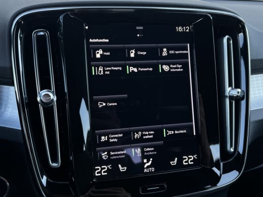 Volvo  XC40 1.5 T4 Plug-in hybrid Core Bright | Climate Pack | Lightning Pack | Park Assist Pack ActivLease financial lease