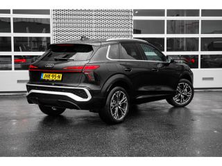 Audi Q3 S edition | Adaptive cruise control | Audi sound system | Cruise control