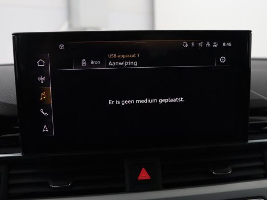 Audi A4 35 TFSI Business Edition | Leder | Stoelverwarming | Trekhaak | Adaptive cruise | Full LED | Carp... ActivLease financial lease