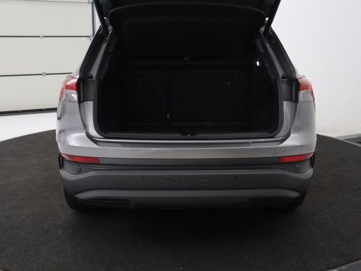 Audi Q4 e-tron 35 Launch edition 55 kWh | Warmtepomp | Stoelverwarming | Carplay | Full LED | 19'' | Navigatie |... ActivLease financial lease