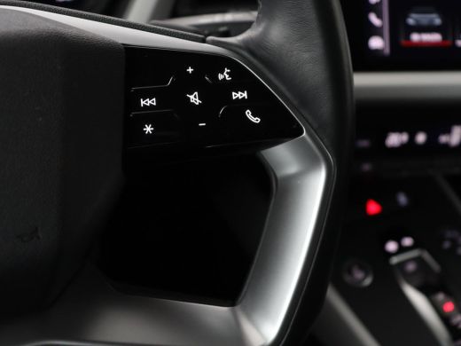 Audi Q4 e-tron 35 Launch edition 55 kWh | Warmtepomp | Stoelverwarming | Carplay | Full LED | 19'' | Navigatie |... ActivLease financial lease