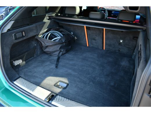 BMW M5 Touring M5 Pano M-Driver Co-Pilot Carbon Alc-hemel B&W Alarm4 ActivLease financial lease