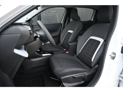 Citroën &euml;-C3 Plus DEMO-DEAL! 8 Jaar Garantie! | Navigatie by App | Parkeersensoren | Full-LED | Cruise Control... ActivLease financial lease