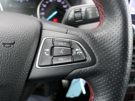 Ford EcoSport 1.0 EcoBoost ST-Line | Winterpack | Cruise Control | CarPlay/Android Auto | DAB | Climate Control ActivLease financial lease