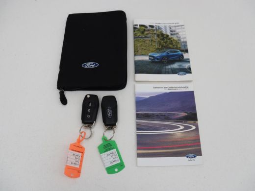 Ford Puma 1.0 EcoBoost Hybrid Titanium | 31.100km NAP | Carplay | Navigatie | Parkeerhulp | Cruise control ... ActivLease financial lease