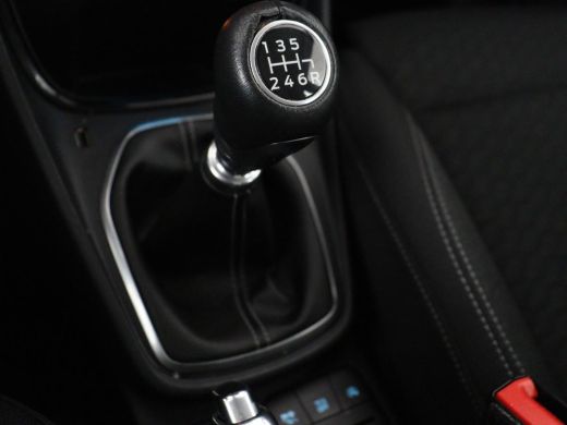 Ford Puma 1.0 EcoBoost Hybrid Titanium | 31.100km NAP | Carplay | Navigatie | Parkeerhulp | Cruise control ... ActivLease financial lease