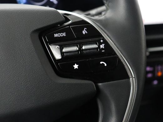 Kia Niro 1.6 GDi Hybrid DynamicLine | Trekhaak | Adaptive cruise | Camera | Carplay | Half leder | Navigat... ActivLease financial lease