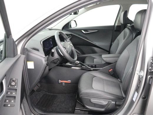 Kia Niro 1.6 GDi Hybrid DynamicLine | Trekhaak | Adaptive cruise | Camera | Carplay | Half leder | Navigat... ActivLease financial lease