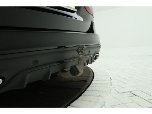 Mercedes-Benz C-Klasse Estate 300 e Business Solution AMG Limited Navigatie Night pakket, Keyless, trekhaak ActivLease financial lease