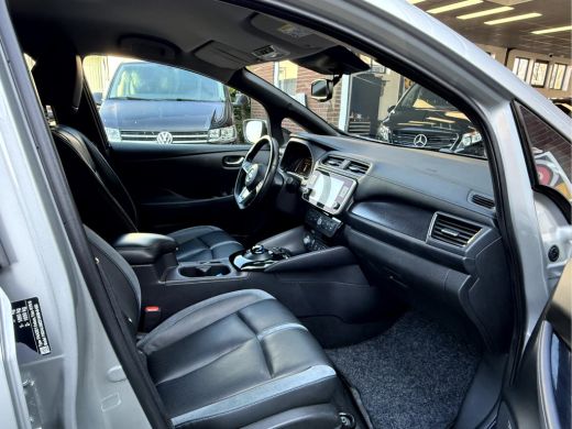 Nissan Leaf e+ Tekna 62 kWh SOH 93.2%, Leer, 360 camera, 17''Lmv ActivLease financial lease