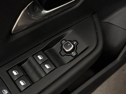 Opel Astra 1.2 Turbo Business Edition | Achteruitrijcamera | Airco (automatisch) | Cruise control adaptief ActivLease financial lease