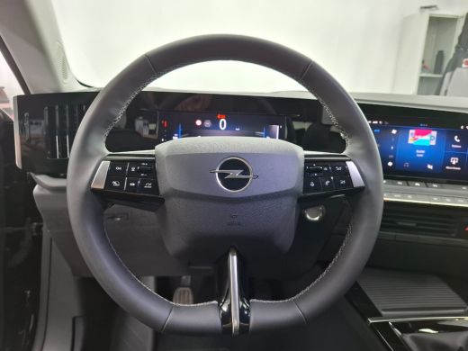 Opel Astra 1.2 Turbo Business Edition | Achteruitrijcamera | Cruise control adaptief | Electronic climate co... ActivLease financial lease