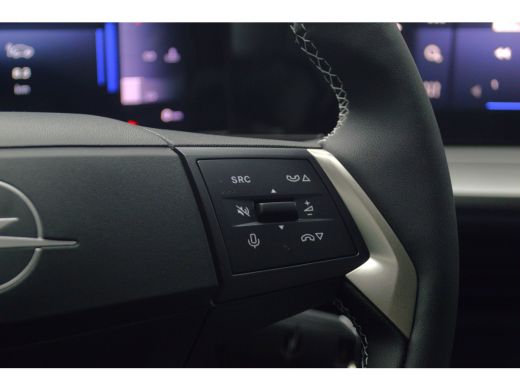 Opel Frontera GS &euro;3000,- voorraad voordeel | 17" Lichtmetalen velgen in Zwart met 215/60 R17 banden | Achteruit... ActivLease financial lease