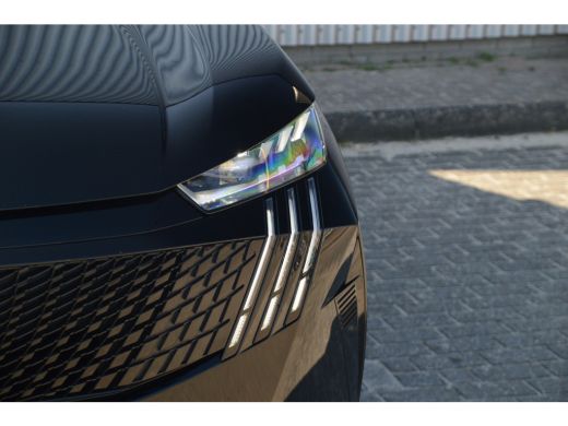 Peugeot 3008 1.2 Hybrid 145 PK GT | Alcantara Interieur | Stoelverwarming Voor + Achter | Massagestoelen | Foc... ActivLease financial lease