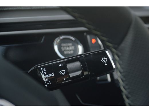Peugeot 3008 1.2 Hybrid 145 PK GT | Alcantara Interieur | Stoelverwarming Voor + Achter | Massagestoelen | Foc... ActivLease financial lease