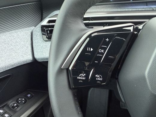 Peugeot 5008 Allure | Pack Safety Plus ActivLease financial lease