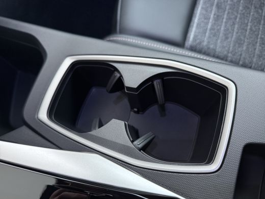 Peugeot 5008 Allure | Pack Safety Plus ActivLease financial lease