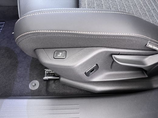 Peugeot 5008 Allure | Pack Safety Plus ActivLease financial lease