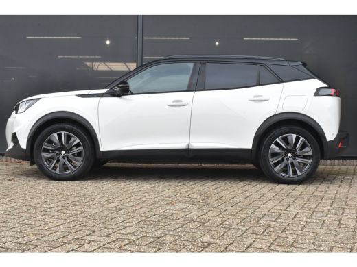 Peugeot e-2008 EV GT Pack 50 kWh 3 Fase 88% SOH | Alcantara | Stoelverwarming | Sfeerverlichting | 18"LMV | Clim... ActivLease financial lease