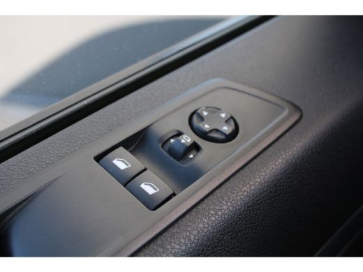 Peugeot Expert 2.0 BlueHDi 145 L3 | Navigatie | Camera | 3-Zits | Long | Keyless | Climate control | ActivLease financial lease