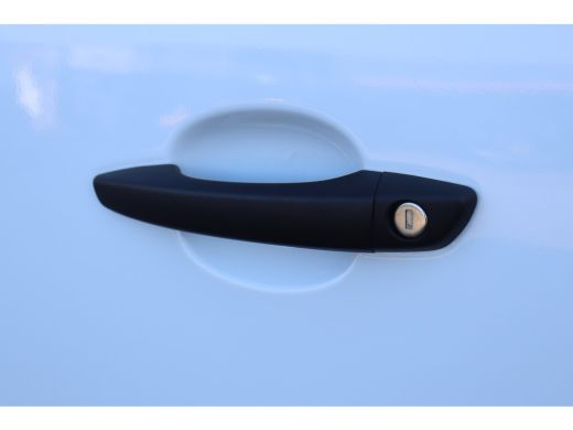 Peugeot Expert 2.0 BLUEHDI 145PK L3H1 AUTOMAAT / NAVI / AIRCO / LED / PDC / CAMERA / BPM VRIJ / BETIMMERING / WI... ActivLease financial lease