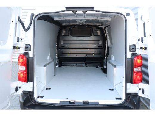 Peugeot Expert 2.0 BLUEHDI 145PK L3H1 AUTOMAAT / NAVI / AIRCO / LED / PDC / CAMERA / BPM VRIJ / BETIMMERING / WI... ActivLease financial lease