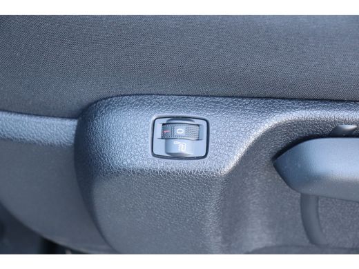 Peugeot Expert 2.0 BLUEHDI 145PK L3H1 AUTOMAAT / NAVI / AIRCO / LED / PDC / CAMERA / BPM VRIJ / BETIMMERING / WI... ActivLease financial lease