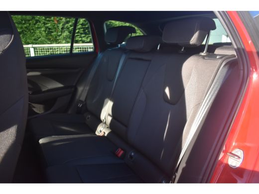 Skoda Octavia Combi Sportline iV PHEV 204PK | ACC | Head-up display | Elektrische achterklep | Achteruitrijcamera ActivLease financial lease