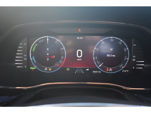 Skoda Octavia Combi Sportline iV PHEV 204PK | ACC | Head-up display | Elektrische achterklep | Achteruitrijcamera ActivLease financial lease